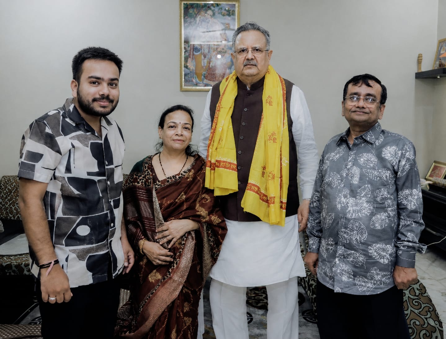वरिष्ठ भाजपा कार्यकर्ता अशोक लोहिया के निवास पहुंचे डॉ. रमन सिंह