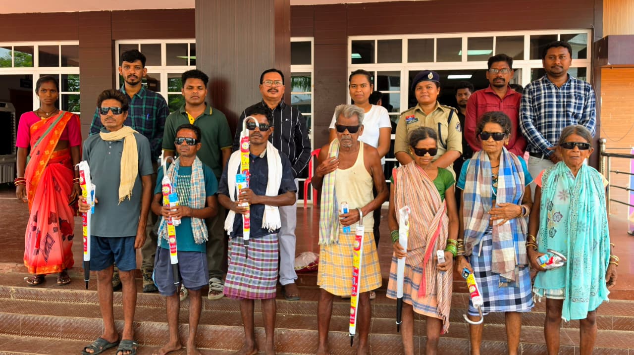 प्रशासनिक कसावट और राष्ट्रप्रेम की अनूठी मिसाल 