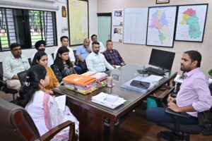 नई दिल्ली से आए आईएएस अधिकारियों ने जाना धमतरी का विकास मॉडल