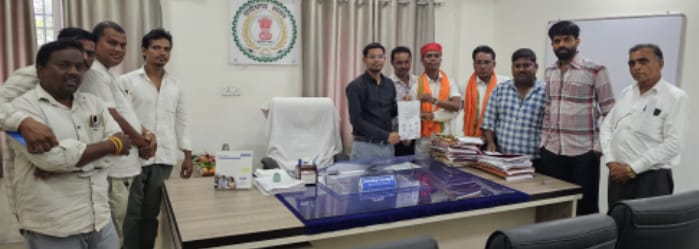 अपनी ही सत्ता में नगर पालिका के खिलाफ भाजपा पार्षदों का मोर्चा