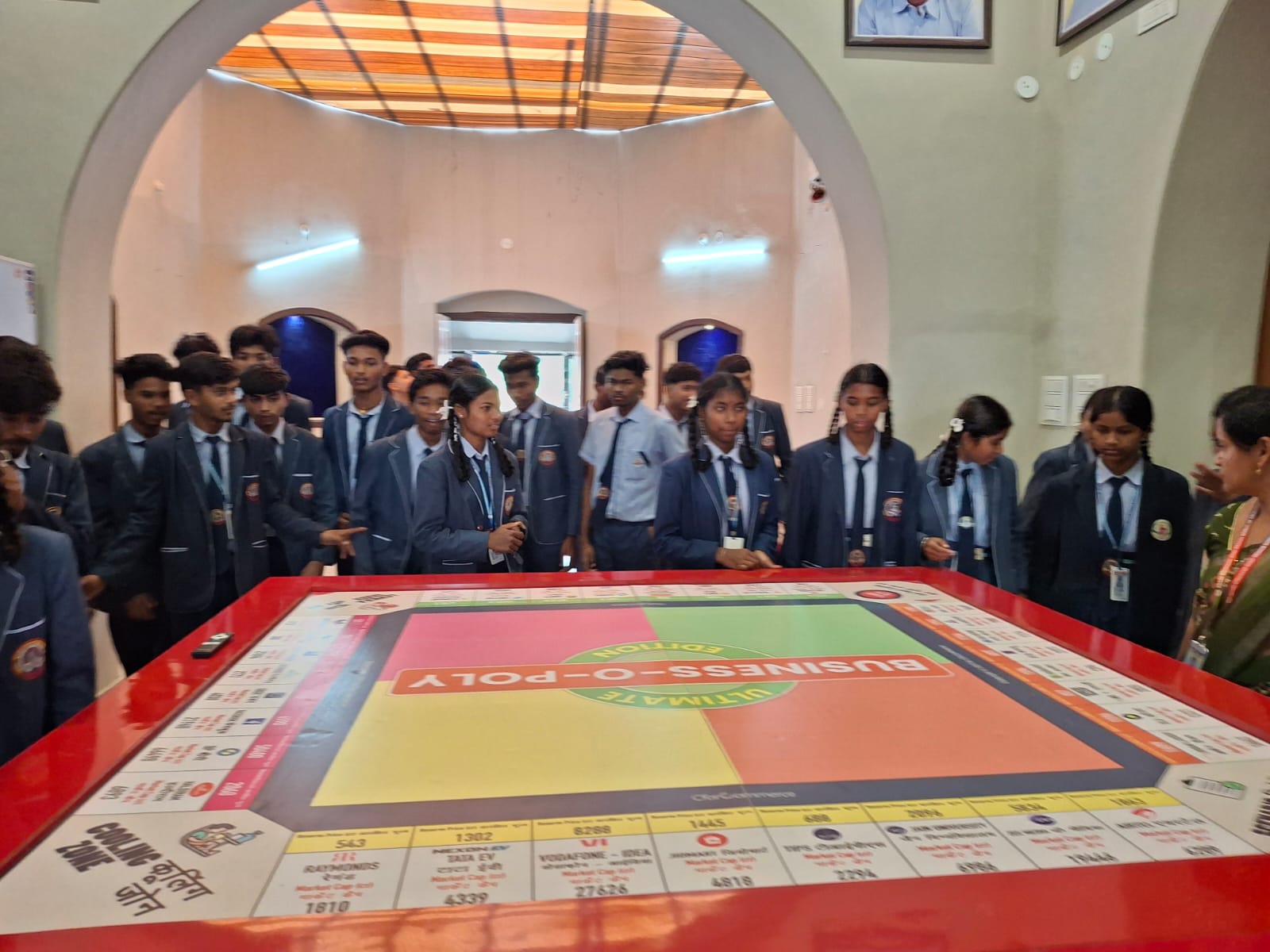 वित्तीय साक्षरता लैब में विद्यार्थियों ने सीखे बचत, बैंकिंग और डिजिटल भुगतान के गुर