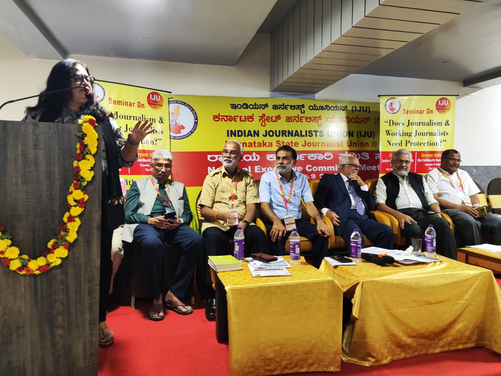 पत्रकारों की सुरक्षा के लिए केंद्रीय कानून बनाए सरकार :  (IJU)  2 अक्टूबर को पत्रकार मांग दिवस मनाएंगे