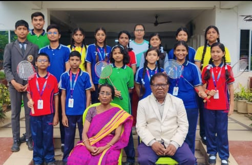 जिला स्तरीय बैडमिंटन प्रतियोगिता के लिए गांधी इंग्लिश मीडियम स्कूल के 16 विद्यार्थी चयनित
