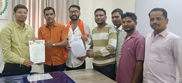 श्मशान घाट से लेकर स्ट्रीट लाइट और सड़कों तक की समस्याएं उठाईं 
