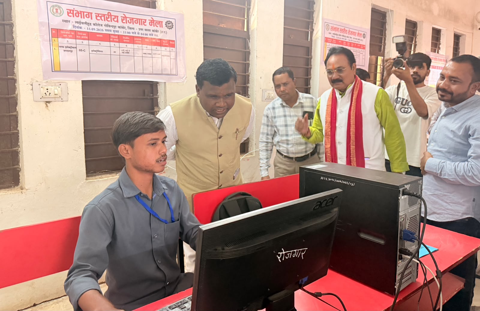 संभाग स्तरीय रोजगार मेले में 686 युवाओं ने लिया भाग, 76 का अंतिम साक्षात्कार के लिए चयन