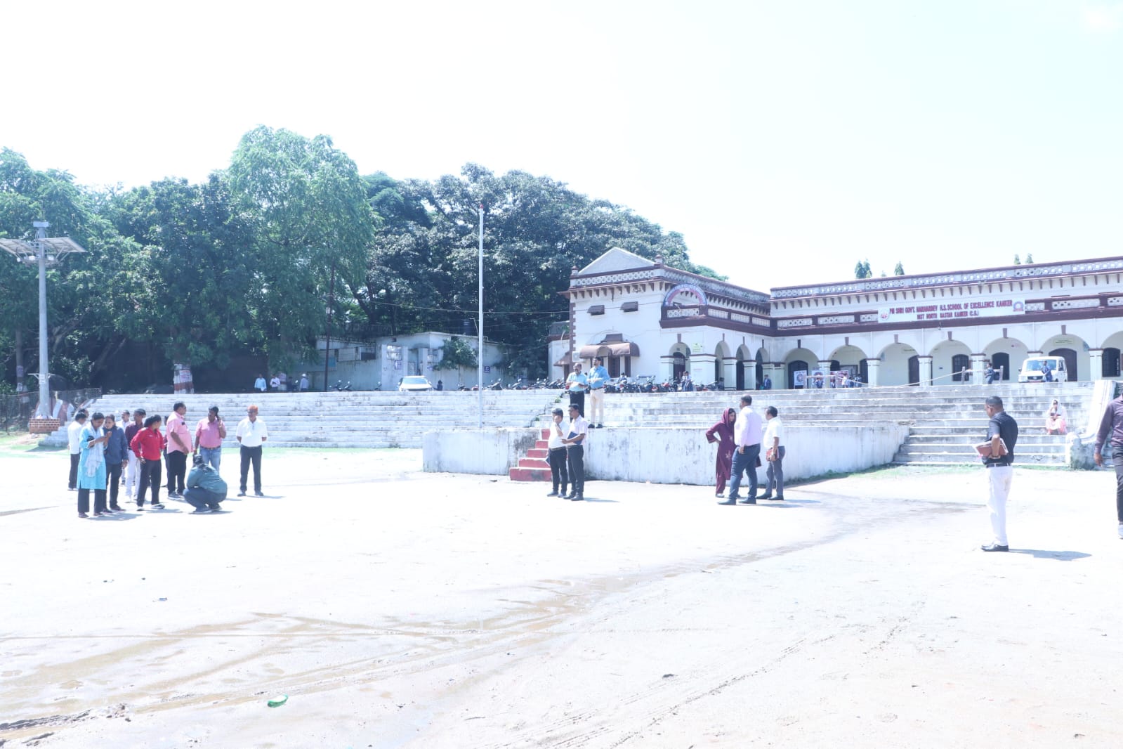 आर्शीवाद का दीया : नरहरदेव विद्यालय के खेल मैदान 51 हजार दीपों से होगा जगमग