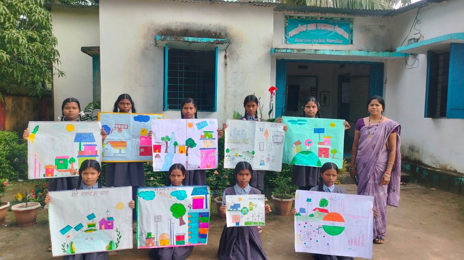 सेवा संकल्प अभियान: कुआकोंडा में भाषण एवं चित्रकला प्रतियोगिता, विद्यार्थियों ने दिया शांति और विकास का संदेश